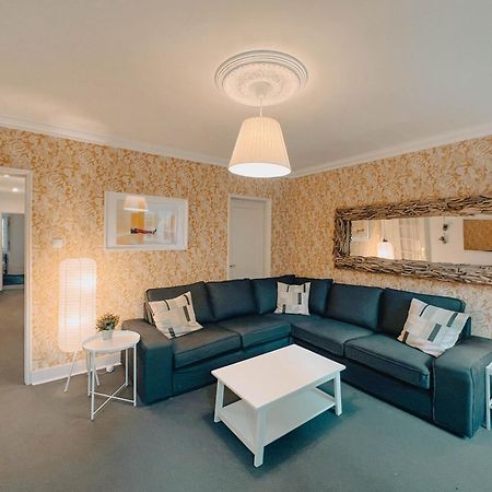 My Fair Lisbon - Trendy Bairro Alto Apartment Bagian luar foto
